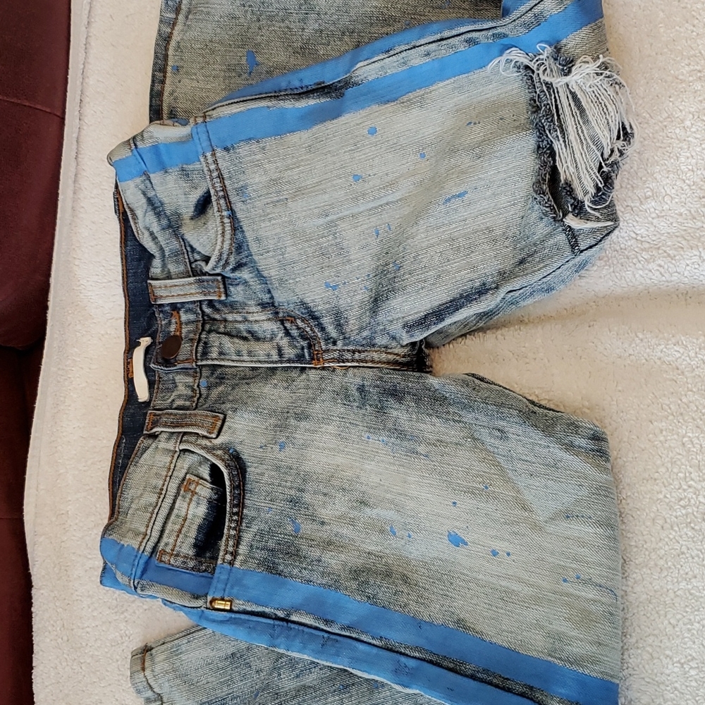 Jeans - Picture 2 of 5